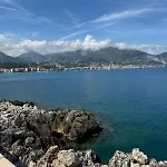 Casa Sud Menton Charmant Studio Renove Front De Mer, Terrasse Soleil & Parking * Menton