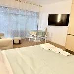 Casa Sud Menton Charmant Studio Renove Front De Mer, Terrasse Soleil & Parking Apartament Mentona