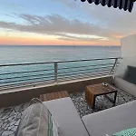 Casa Sud Menton Charmant Studio Renove Front De Mer, Terrasse Soleil & Parking