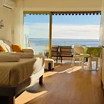 Casa Sud Menton Charmant Studio Renove Front De Mer, Terrasse Soleil & Parking Mentona