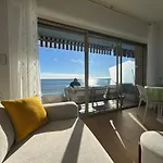 Casa Sud Front De Mer, Terrasse Plein Soleil, Vue Panoramique Et Parking Μεντόν