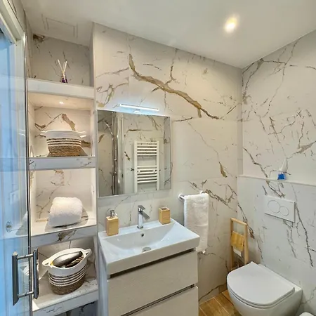 شقة Casa Sud Front De Vue Panoramique Terrasse Parking مينتون