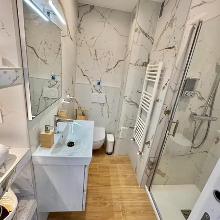 Casa Sud Front De Vue Panoramique Terrasse Parking شقة مينتون