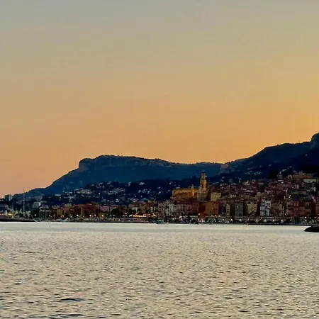Casa Sud Menton Front De Mer Exceptionnel, Terrasse, Parking & Climatisation Inclus