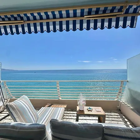 Casa Sud Menton Front De Mer Exceptionnel, Terrasse, Parking & Climatisation Inclus Apartman Menton