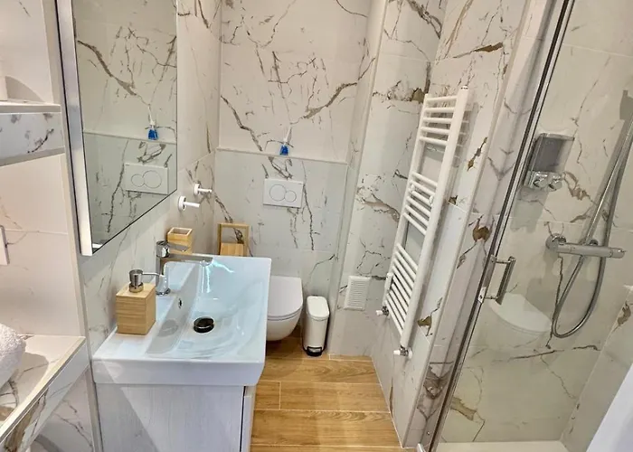 Casa Sud Front De Vue Panoramique Terrasse Parking Apartmán Menton